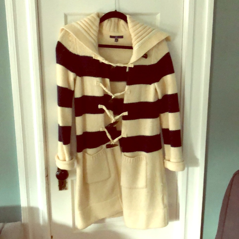 100% Lambs wool sweater